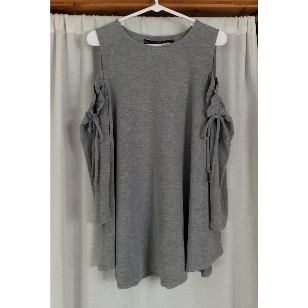 Cupio Grey Cold Shoulder Top